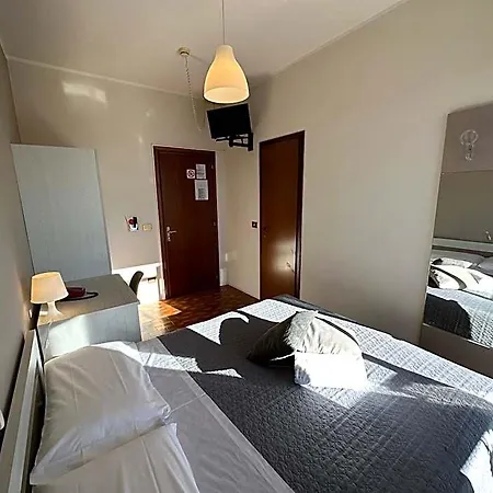 Hotel Miura 2*